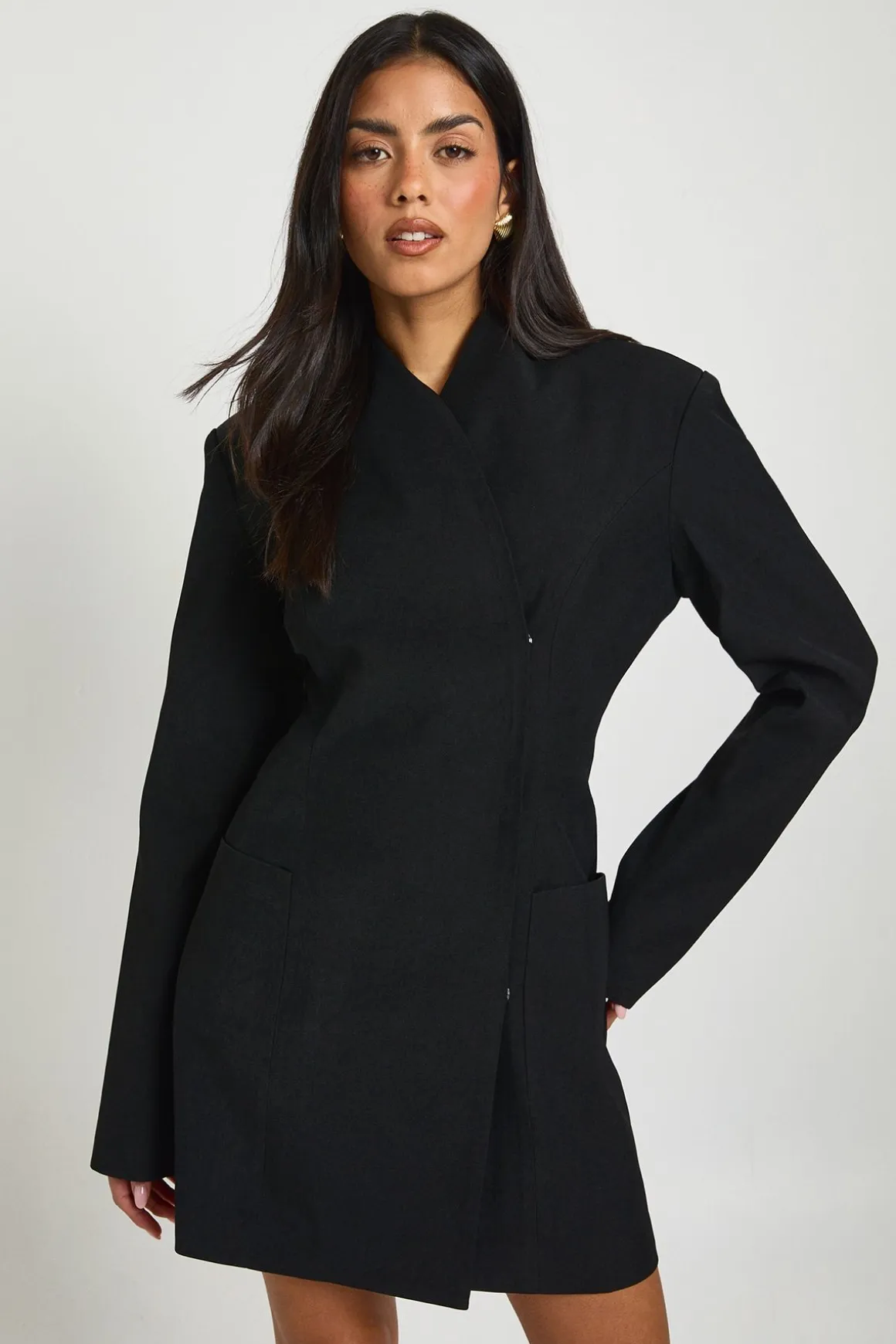 Robe Blazer Structurée à Col Montant et Devant Croisé