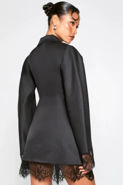 Robe Blazer Structurée à Ourlet en Dentelle