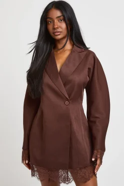 boohoo Robe Blazer Structurée À Ourlet En Dentelle<Femme Tailleurs|Satin Et Dentelle