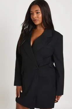 Robe Blazer Surdimensionnée Grande Taille à Boutons Corne et Col Croisé