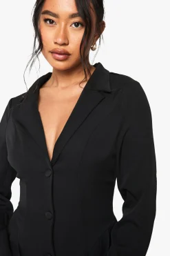 Robe blazer à volants volume