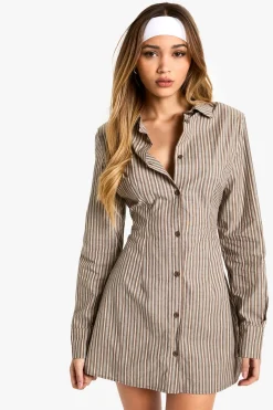 Robe chemise ajustée à la taille cintrée