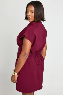 Robe chemise asymétrique ruchée à manches cap en taille plus