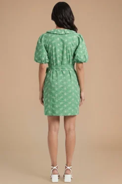 Robe Chemise Brodée À Manches Bouffantes Avec Ceinture Petite