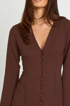 Robe Chemise Cintrée À Boutons Martelés Sur Le Devant