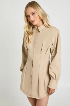 Robe Chemise Cintrée À Manches Longues Et Col Petite