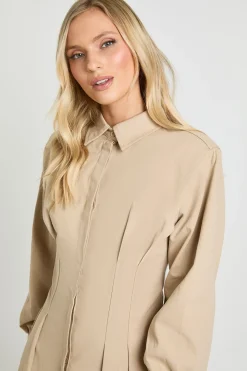 Robe Chemise Cintrée À Manches Longues Et Col Petite