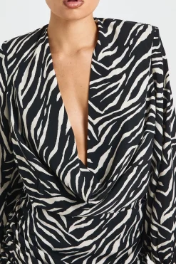 boohoo Robe Chemise à Col Bénitier en Mousseline Imprimé Zèbre<Femme Robes Chemise|Robes À Manches Longues