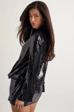 Robe chemise drapée à manches évasées ornée de sequins
