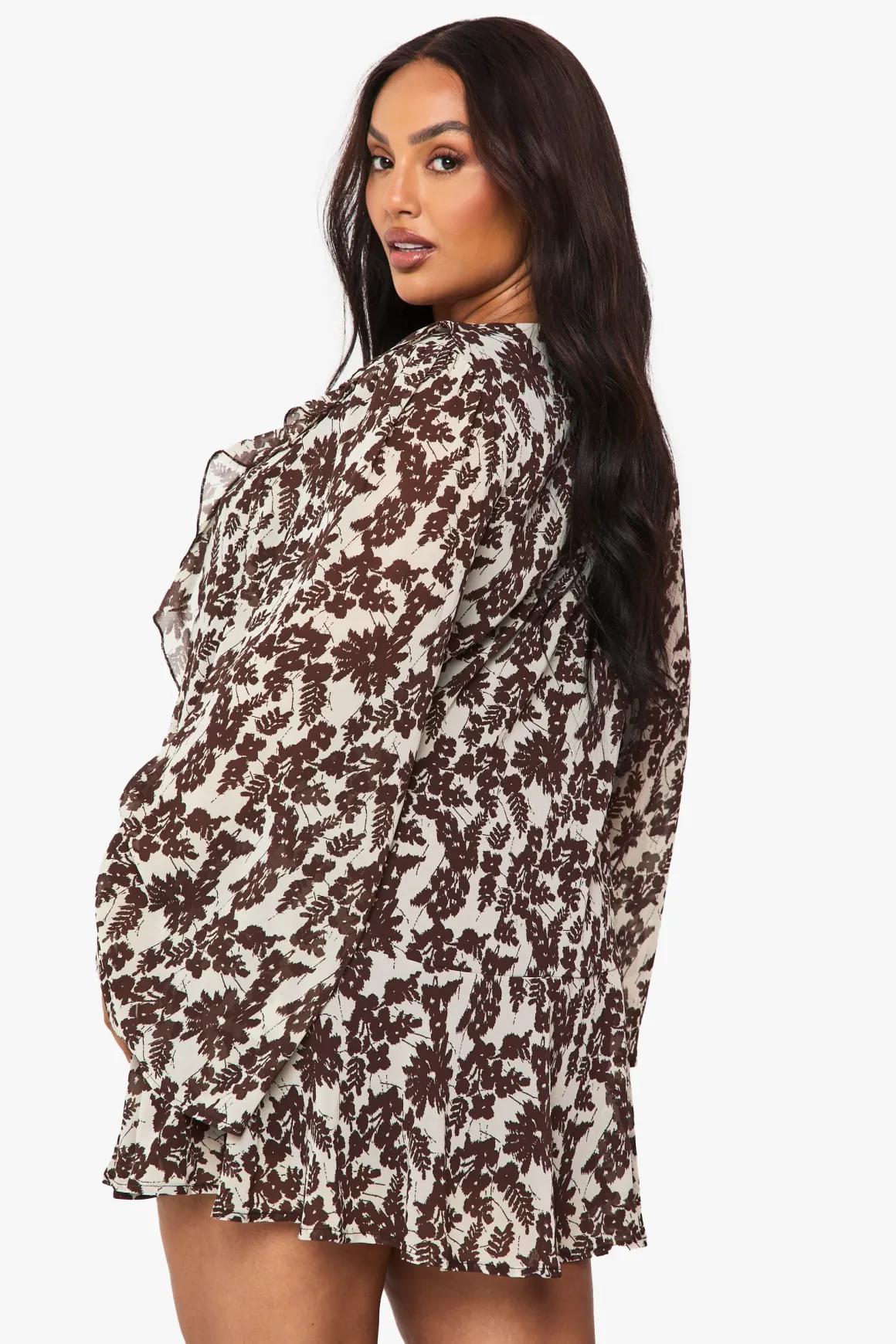 Robe chemise droite à nouer sur le devant à volants floraux Plus