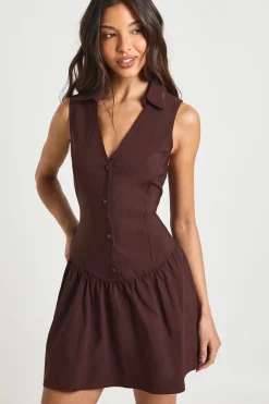 boohoo Robe Chemise en Bengaline à Boutonnage et Ourlet à Volants<Femme Looks Chocolat|Robes