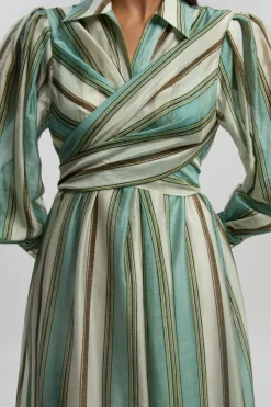 Robe Chemise En Organdi Slub À Rayures Avec Détail Cache-cœur Et Manches Bouffantes Spectaculaires