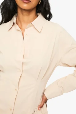 boohoo Robe chemise en popeline à ourlet volumineux<Femme Robes À Manches Longues|Robes