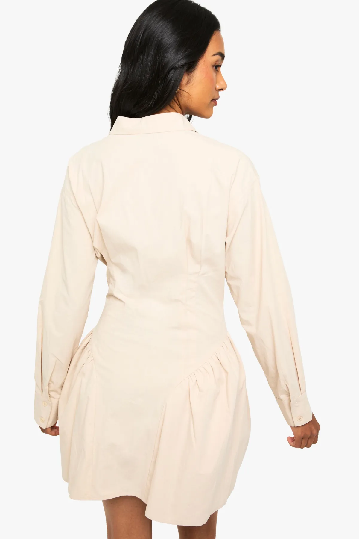 boohoo Robe chemise en popeline à ourlet volumineux<Femme Robes À Manches Longues|Robes
