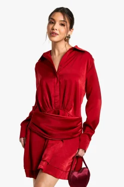 Robe chemise en satin à fronces