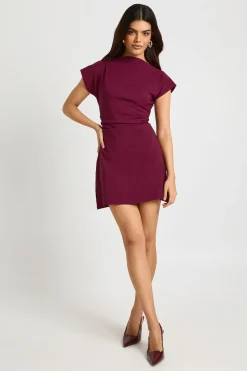 Robe chemise froncée à encolure haute et manches cap