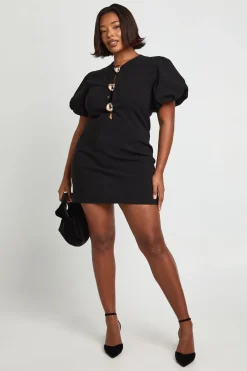 boohoo Robe chemise grande taille à manches bouffantes avec détail de garniture dorée<Femme Robes De Soirée|Toutes Les Robes