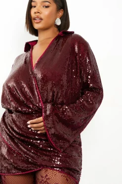 Robe chemise grande taille à paillettes drapée et manches évasées