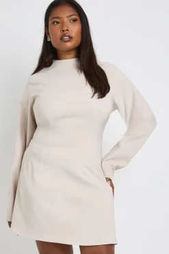 Robe chemise à manches ballon avec détail cintré