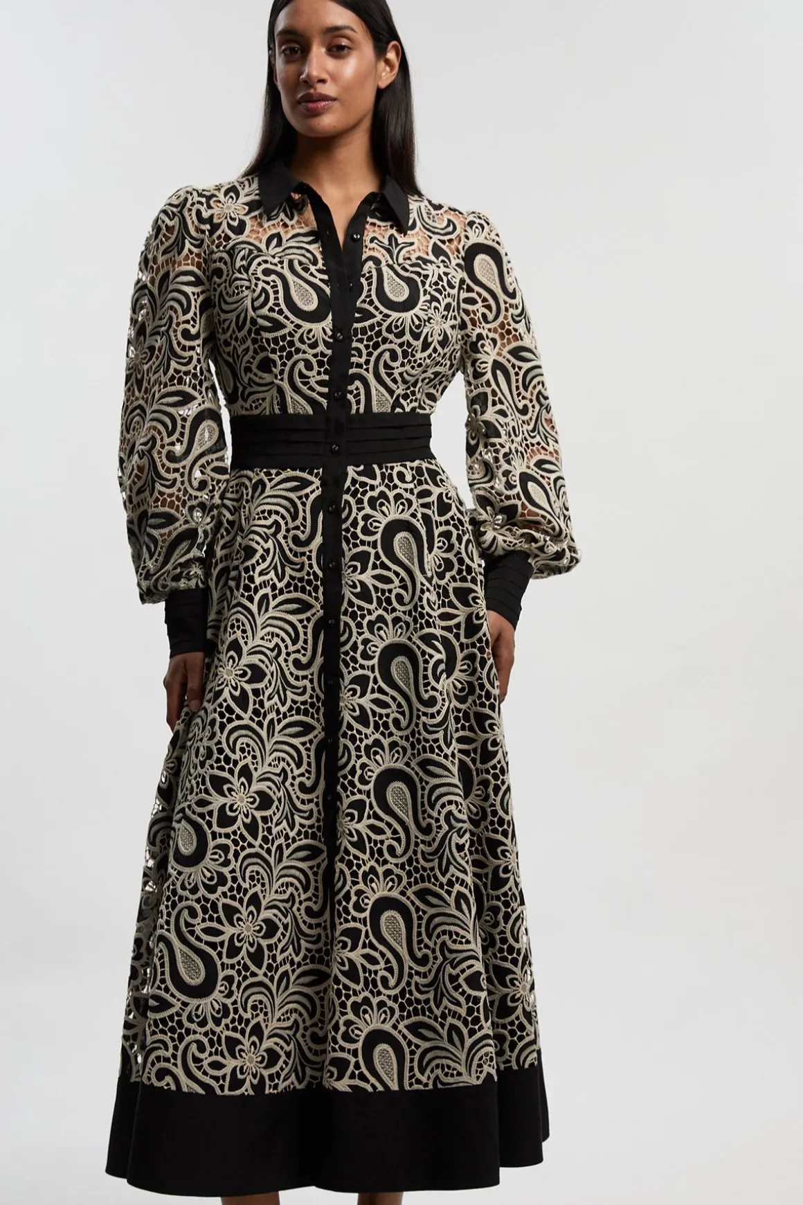 Robe Chemise Maxi Tissée Mono à Découpes Ajourées