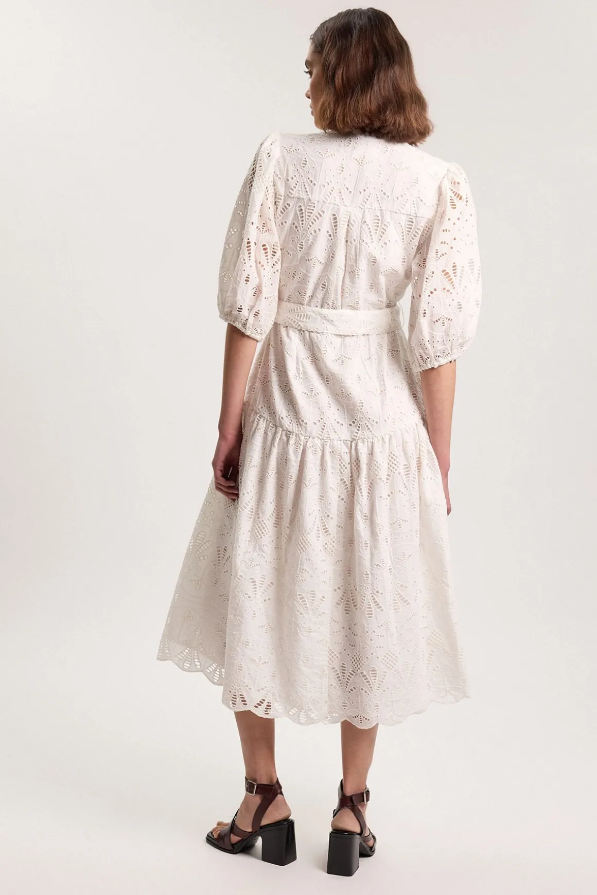 Robe Chemise Midi Broderie Anglaise À Ourlet Festonné