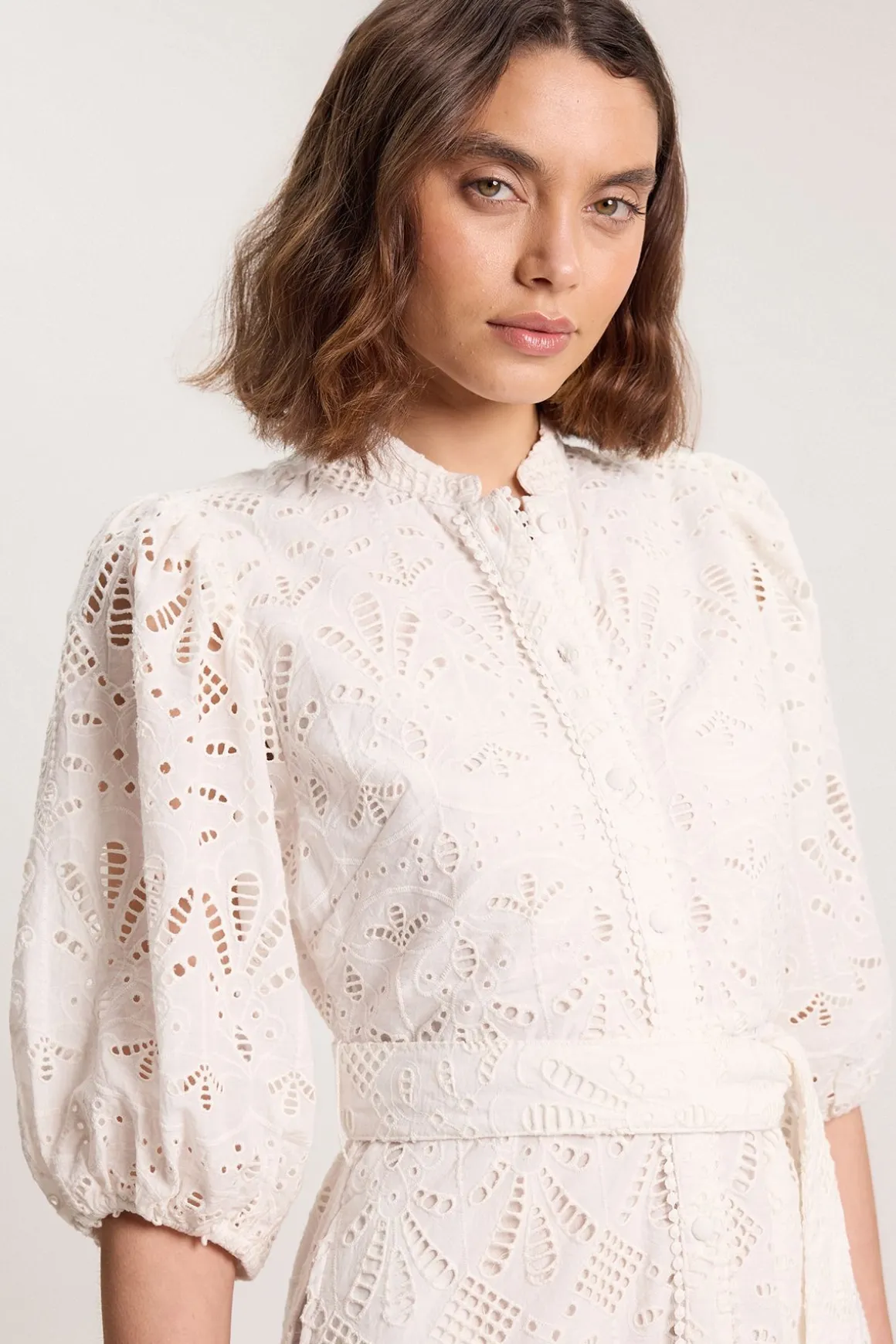Robe Chemise Midi Broderie Anglaise À Ourlet Festonné