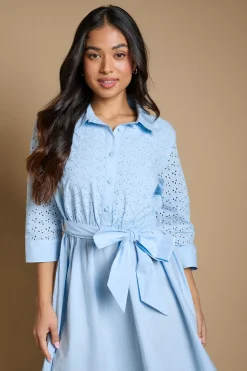 Robe Chemise Midi Cintrée À Broderie Contrastée Petite