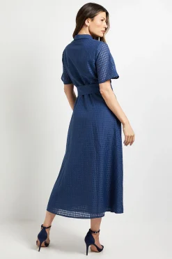 Robe Chemise Mi-Longue Ceinturée en Organza à Carreaux