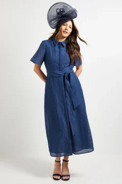 Robe Chemise Mi-Longue Ceinturée en Organza à Carreaux