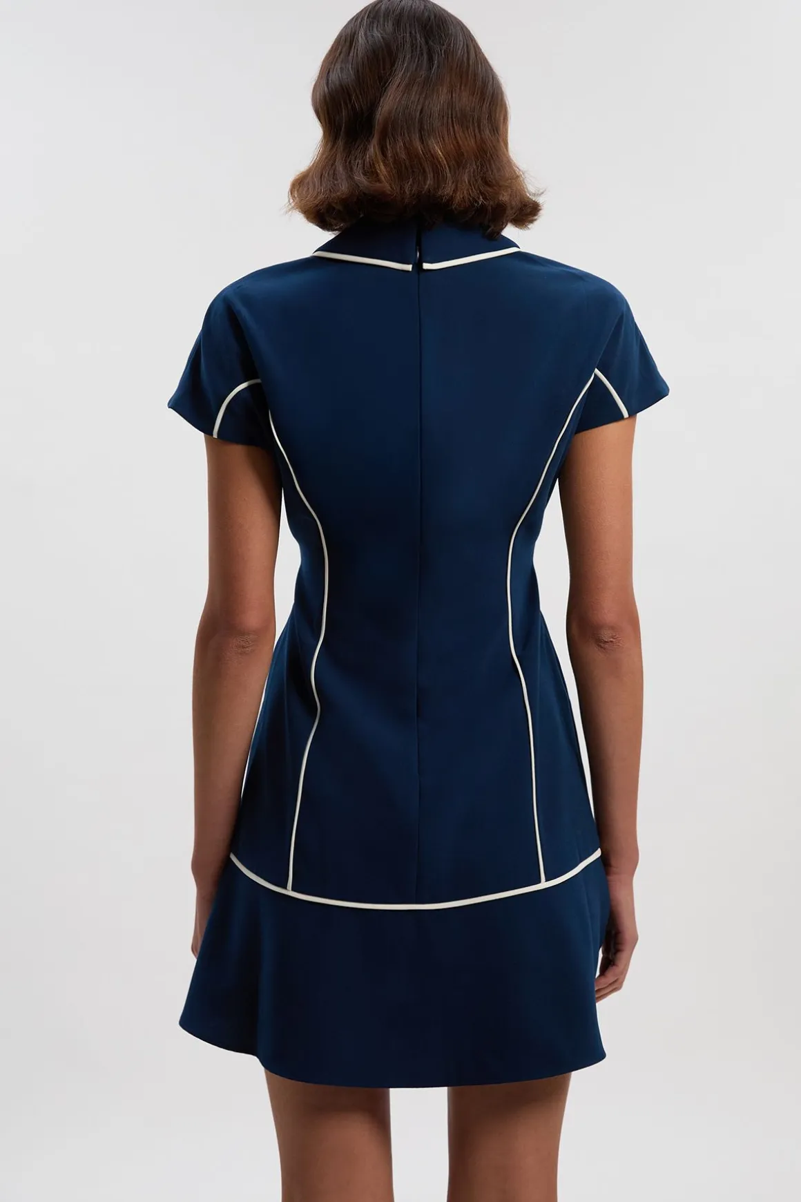Robe Chemise Mini Ajustée en Crêpe avec Liserés pour Femmes Grandes Tailles