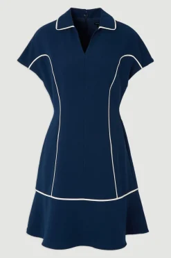 Robe Chemise Mini Ajustée en Crêpe avec Liseré Contrastant