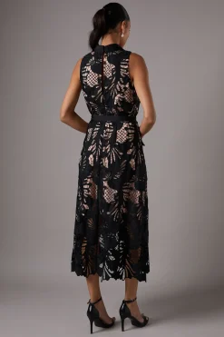 Robe Chemise Sans Manches en Dentelle