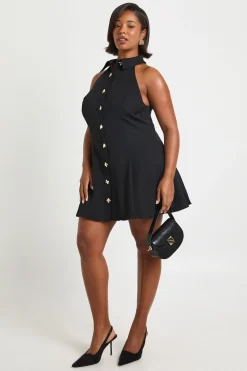 boohoo Robe chemise skater sans manches à boutons dorés Plus<Femme Robes Patineuses|Robes