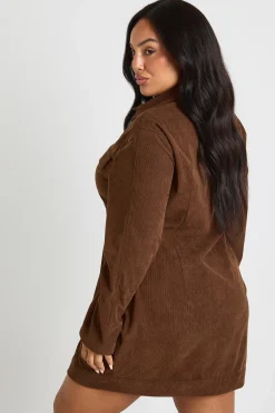 boohoo Robe-chemise à taille cintrée Plus Cord<Femme Looks Chocolat|Robes À Manches Longues