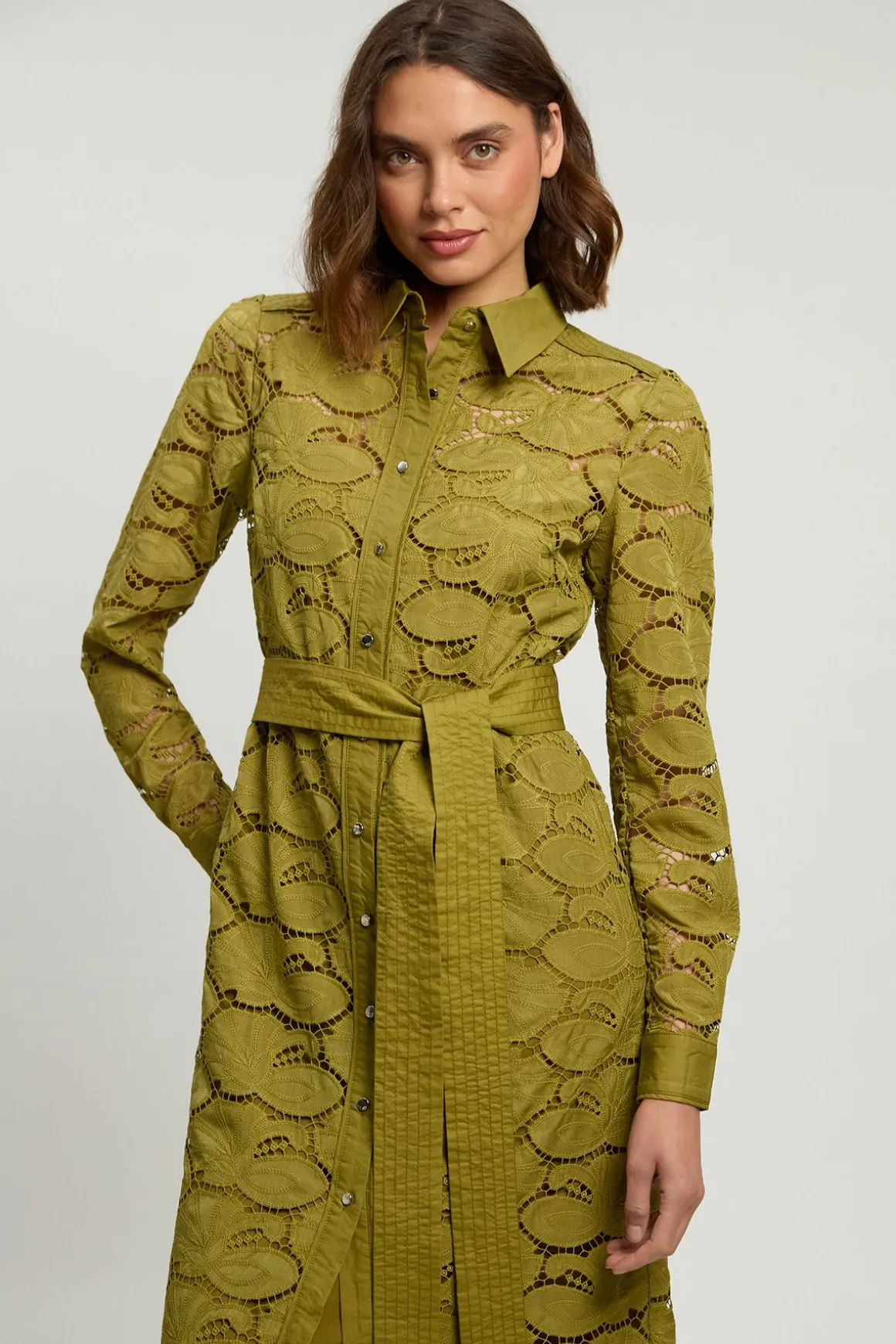 Robe Chemise Tissée Petite À Col En Coton Ajouré
