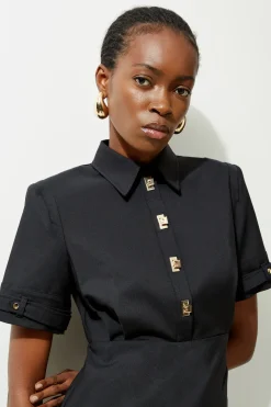 Robe Chemise Tissée Petite À Manches Courtes Techno Essentielle Avec Quincaillerie Dorée