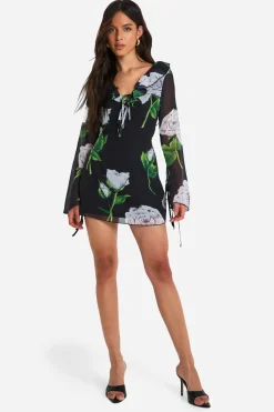 boohoo Robe-chemise à volants en chiffon fleuri<Femme Robes À Manches Longues|Robes