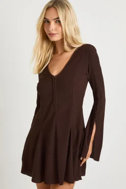 Robe chemisier texturée à poignets et ourlet évasé