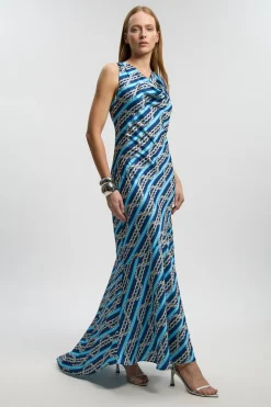 Robe À Col Bénitier En Satin Martelé Imprimé Chaîne