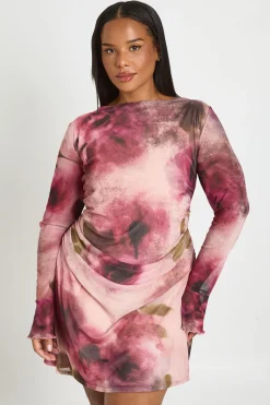 Robe Courte Ajustée Froncée À Imprimé Floral Grande Taille