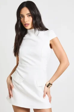 boohoo Robe Courte Ajustée Structurée À Col Montant<Femme Robes|Toutes Les Robes