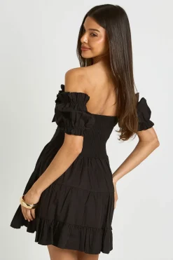 boohoo Robe Courte À Buste Froncé Et Manches Bouffantes<Femme Robes Patineuses|Robes