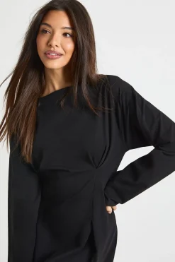 Robe courte cintrée à manches ballon