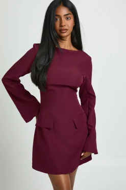 boohoo Robe Courte Cintrée À Manches Longues Et Encolure Bateau<Femme Robes À Manches Longues|Robes
