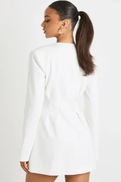 Robe Courte Cintrée Sans Col À Manches Longues