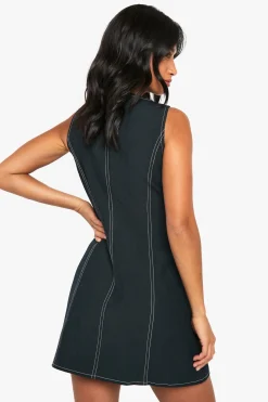 Robe Courte Cintrée Sans Manches Petite Taille Avec Boutons Dorés