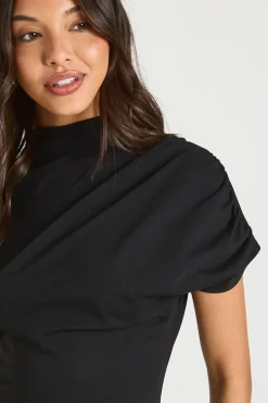 Robe Courte À Col Drapé Intégré Et Taille Cintrée