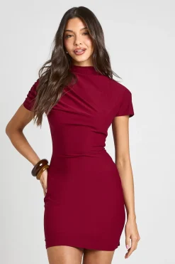 Robe Courte À Col Intégré Drapé Et Taille Cintrée