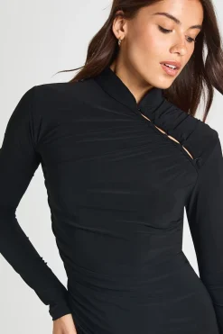 boohoo Robe Courte Col Montant Froncée Avec Détail Boutonné<Femme Robes Moulantes|Robes À Manches Longues