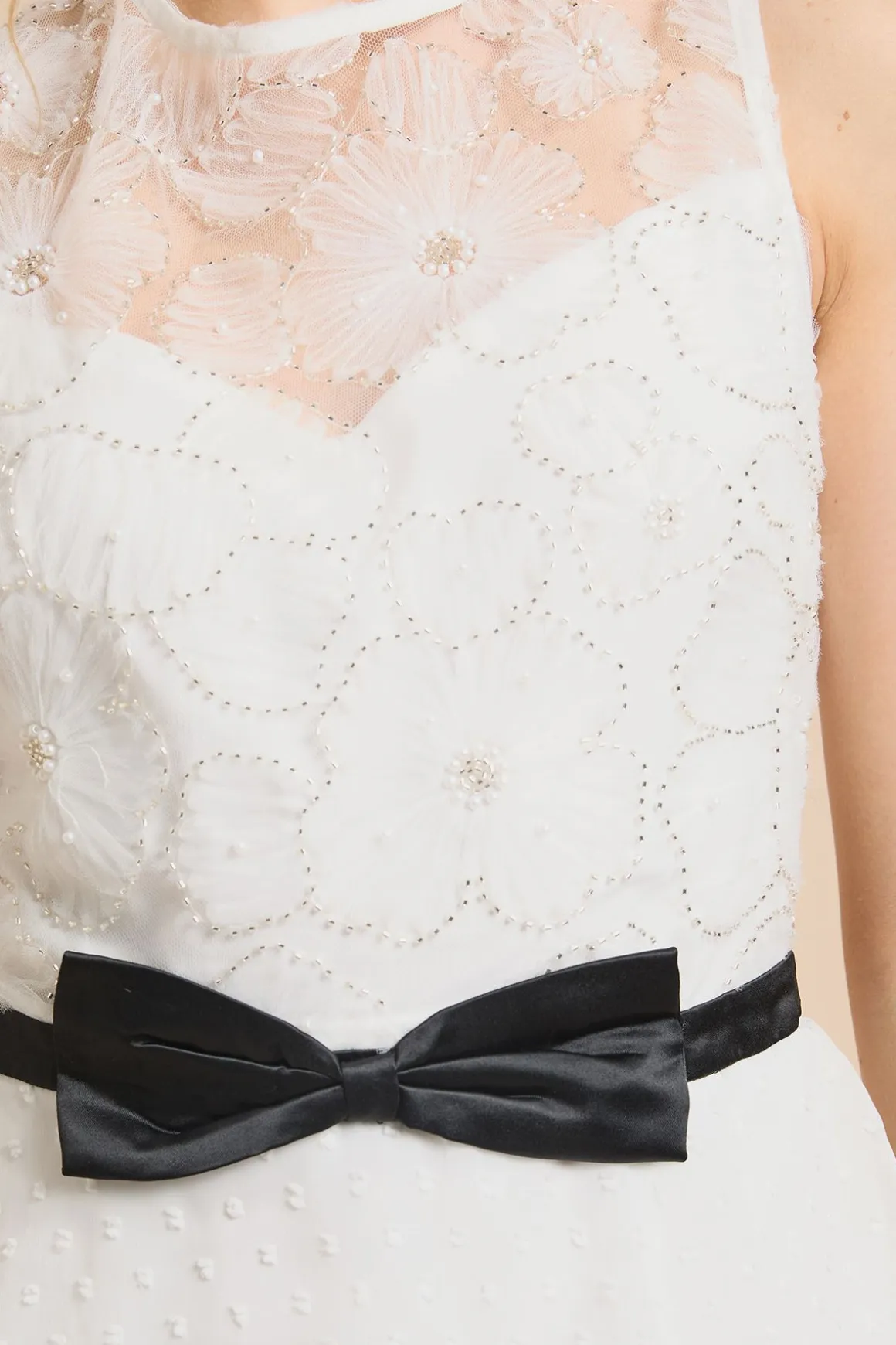 Robe Courte À Corsage En Tulle Et Jupe À Volants Étagés